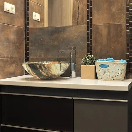 화이트 드림 아파트 *